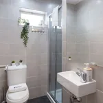 Rent 3 bedroom apartment in porto