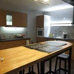 Appartement de 93 m² avec 4 chambre(s) en location à Perpignan