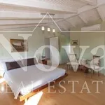 Rent 4 bedroom house of 298 m² in Vari