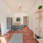 Rent a room in lisbon