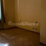 Affitto 3 camera appartamento di 76 m² in Alessandria