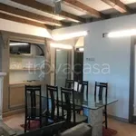 Affitto 5 camera appartamento di 180 m² in Lurago d'Erba