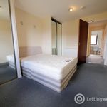 Rent 3 bedroom flat in Edinburgh