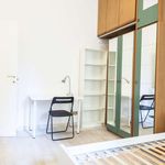 Rent a room of 120 m² in Roma