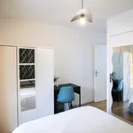 Rent 4 bedroom apartment in Lyon