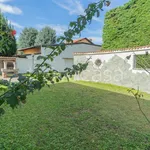 Rent 6 bedroom house of 330 m² in Carate Brianza