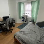 Rent 5 bedroom house in Swansea