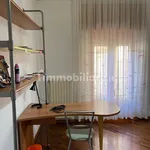 Rent 4 bedroom apartment of 120 m² in Ragusa