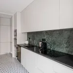 Rent 2 bedroom apartment of 92 m² in lisbon