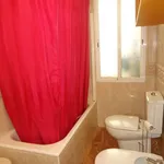 Rent a room of 105 m² in cordoba