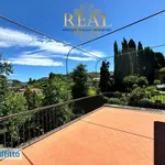 Rent 6 bedroom house of 505 m² in Florence