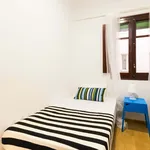 Rent a room of 85 m² in Madrid