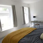 Rent 5 bedroom house in Swansea