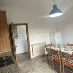 Rent 4 bedroom apartment of 92 m² in Castelraimondo