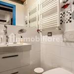 Rent 1 bedroom apartment of 40 m² in Florence