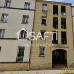 Rent 3 bedroom apartment of 81 m² in Niort