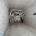 Affitto 2 camera casa di 61 m² in Milan