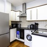 Rent 2 bedroom flat of 732 m² in London