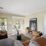 Rent 4 bedroom house in Point Cook