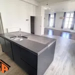 Appartement de 250 m² avec 9 chambre(s) en location à Etterbeek