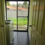 Rent 6 bedroom house in  Bentley WA 6102                        