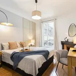 Appartement de 70 m² avec 3 chambre(s) en location à Paris