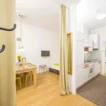 Rent 4 bedroom apartment of 50 m² in Wien