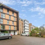 Rent 1 bedroom flat of 48 m² in London