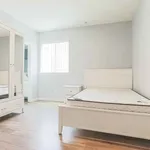 Rent 3 bedroom student apartment in Los Angeles