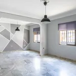 Alquilo 4 dormitorio casa de 206 m² en Gelves