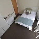 Rent 17 bedroom house in East Midlands