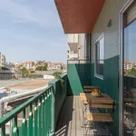 Rent 2 bedroom apartment of 120 m² in Porto