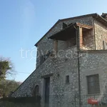 Affitto 4 camera casa di 110 m² in Lugnano in Teverina