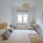 Alquilar 4 dormitorio apartamento en Madrid