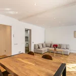 Rent 4 bedroom apartment in barcelona