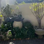 Rent 1 bedroom house in Sandton