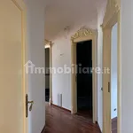 Rent 4 bedroom apartment of 105 m² in Naples