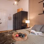 Rent 4 bedroom apartment of 71 m² in Berlin