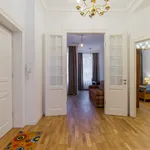 Rent 3 bedroom apartment of 92 m² in Berlin