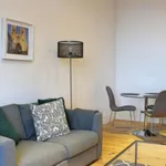 Rent 1 bedroom apartment in Lisbon