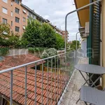 Affitto 4 camera appartamento di 100 m² in Firenze