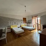 Rent 5 bedroom apartment of 101 m² in Torino