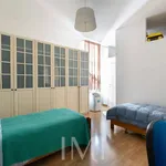 Rent 2 bedroom apartment of 50 m² in Milano