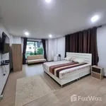 Rent 4 bedroom house of 280 m² in Chon Buri