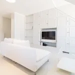 Rent 1 bedroom apartment of 646 m² in vienna