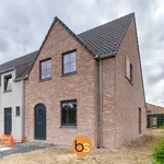 Huur 3 slaapkamer huis van 400 m² in Rollegem-Kapelle