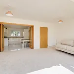 Rent 4 bedroom house in Wakefield