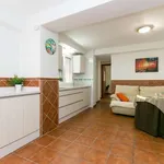 Rent a room of 95 m² in granada