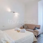 Rent 4 bedroom apartment of 95 m² in Firenze