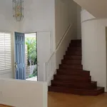 Rent 4 bedroom house of 269 m² in Ventura